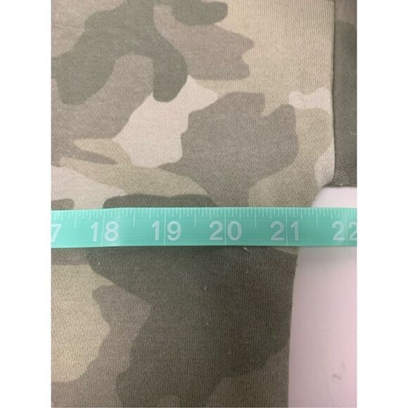 Cute Camo Sweatshirt - Picture 6 of 7